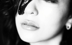 老女人大荫蒂毛茸观看方法